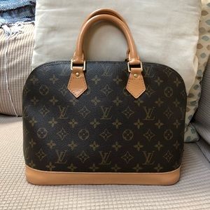 Louis Vuitton Alma